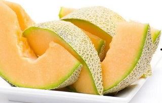 毛毛吃哈密瓜,毛毛的哈密瓜美食之旅